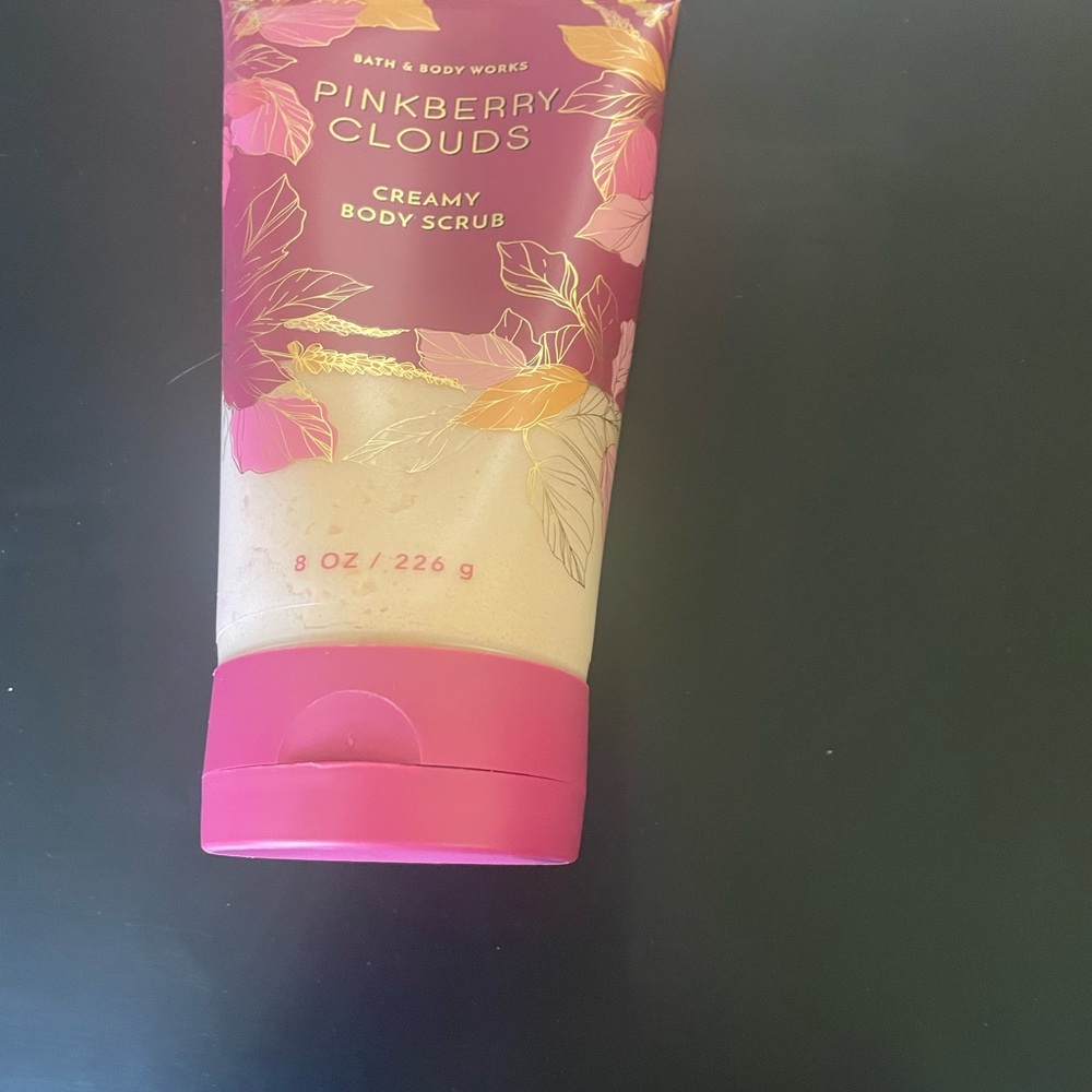 Pinkberry Clouds Body Scrub